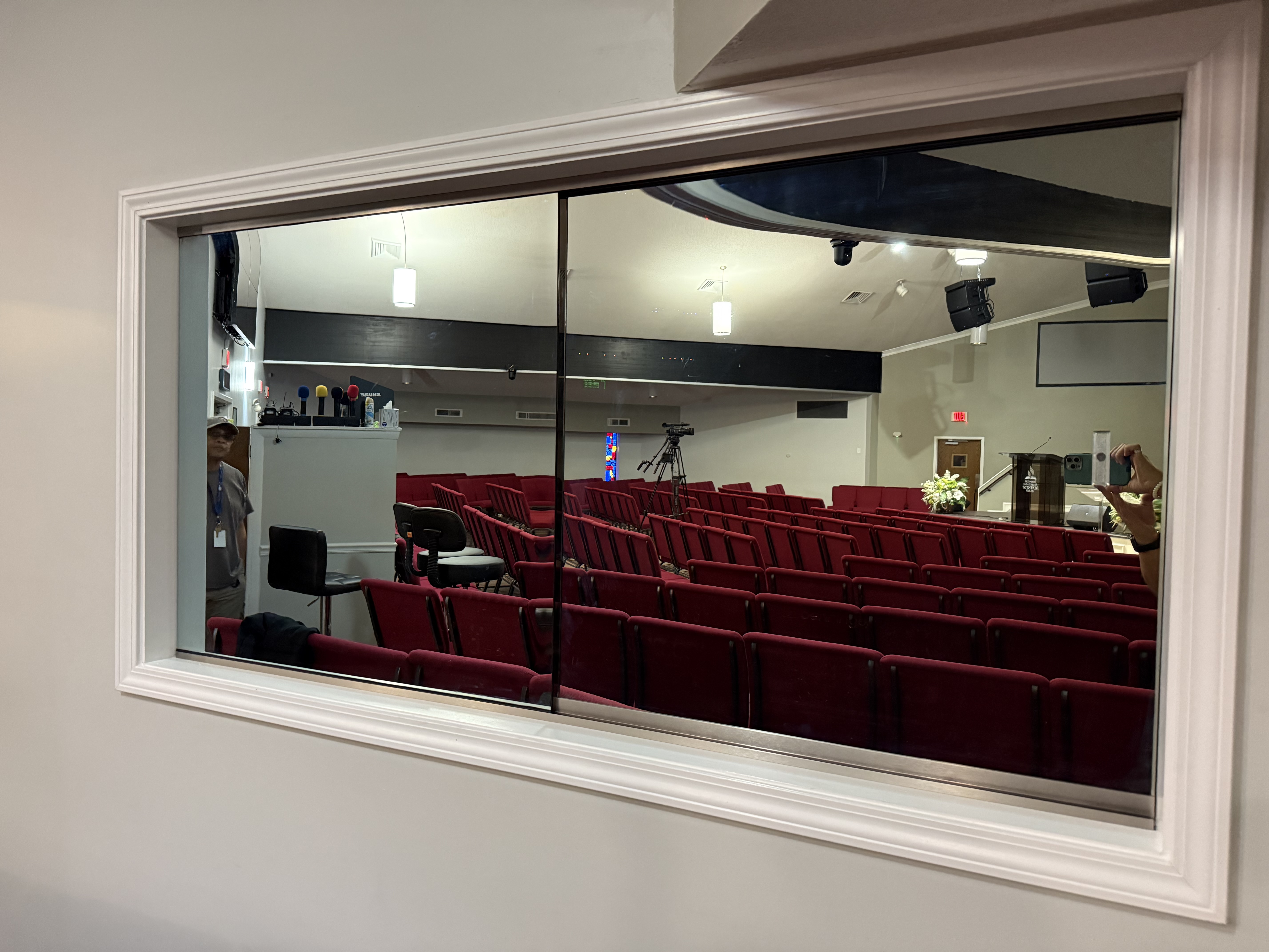 A beautiful sliding mirror